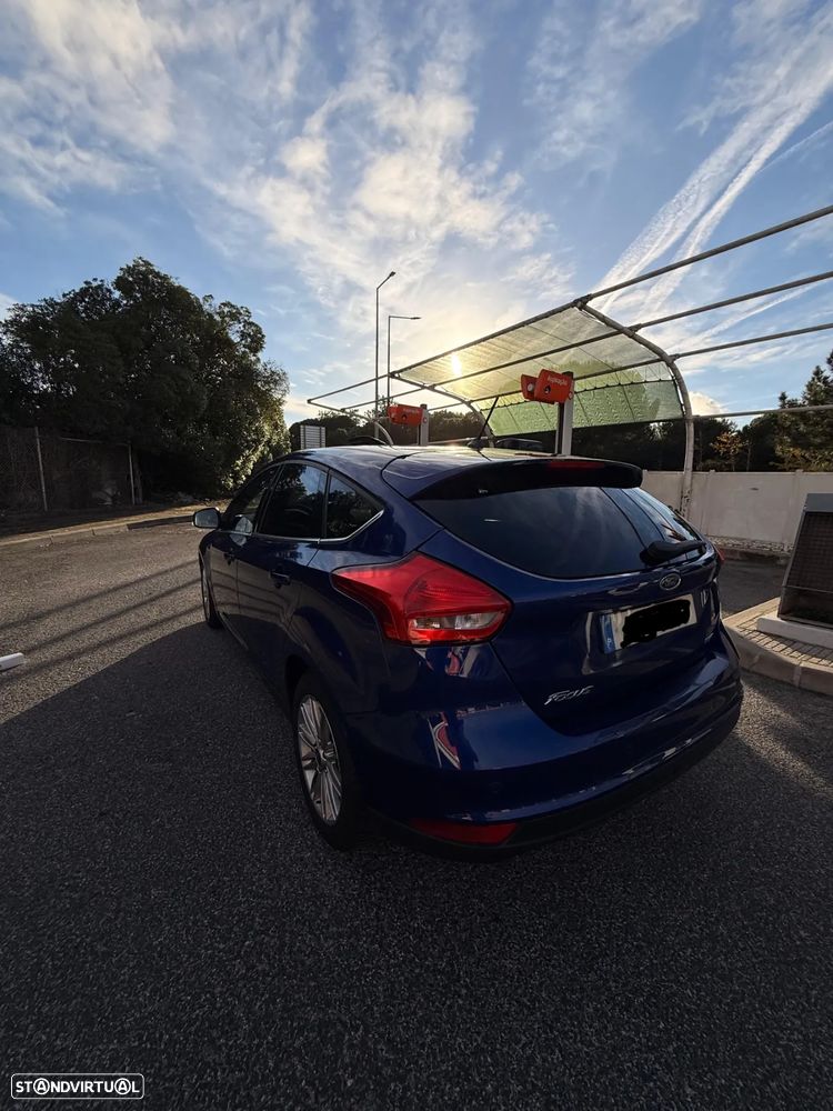 Ford Focus 1.0 EcoBoost 99g S&S Titanium - 12