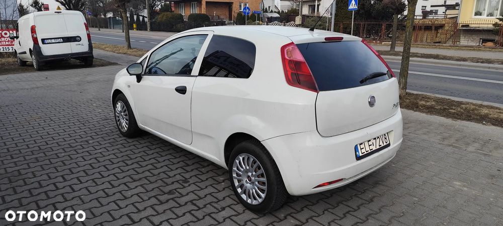 Fiat Punto 1.4 Easy S&S - 7