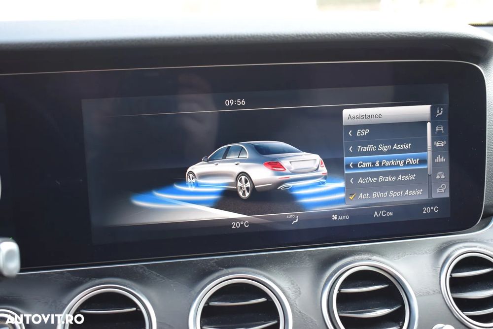 Mercedes-Benz E 220 d 4MATIC Aut. - 29