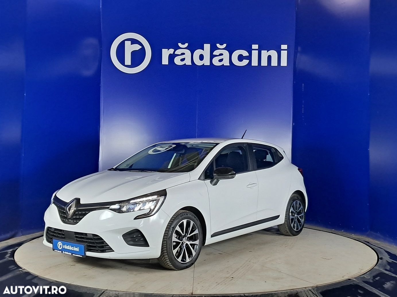 Renault Clio - 1