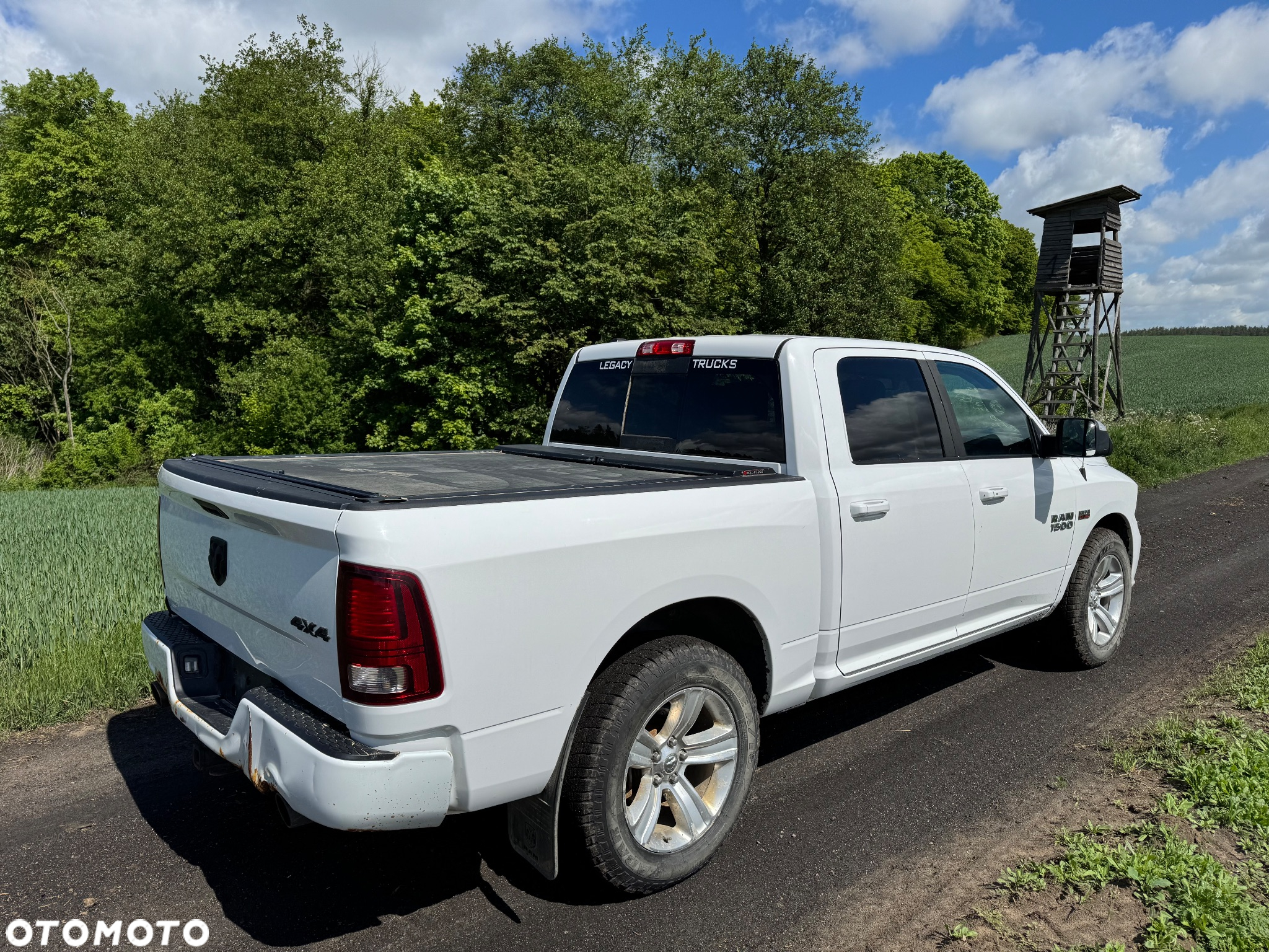 Dodge RAM 1500 5.7 4x4 - 3