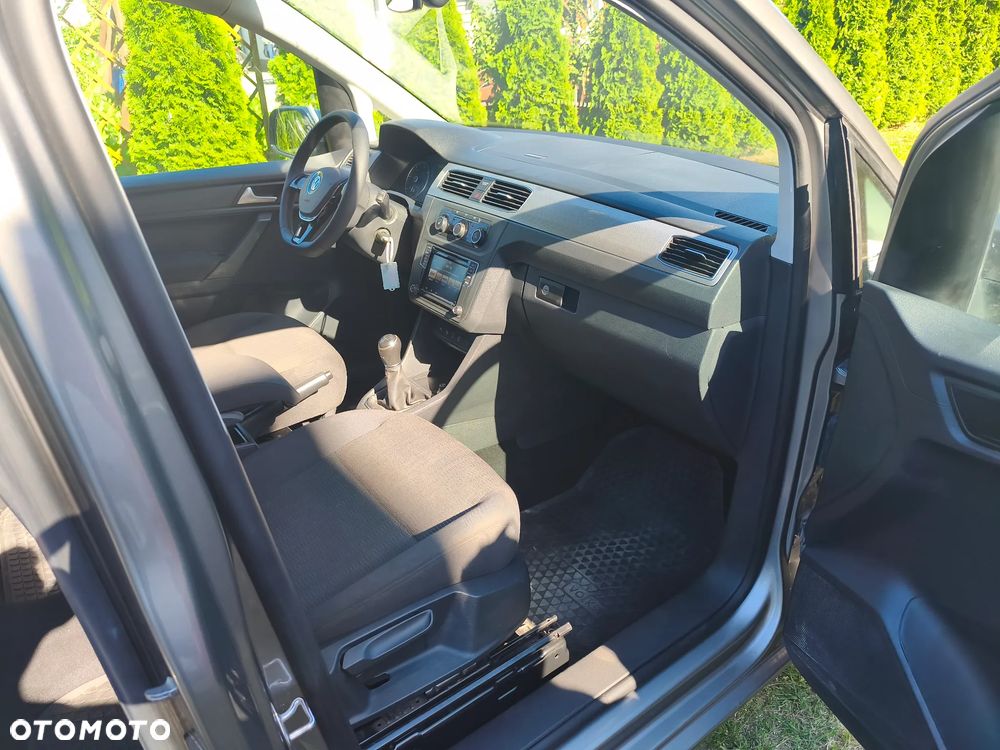 Volkswagen Caddy - 21