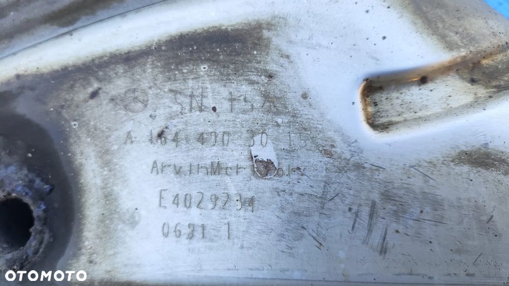 TŁUMIK LEWY PRAWY WYDECH RURA WYDECHOWA KOMPLETNY A1644907815 A1644903015 MERCEDES ML W164 LIFT 300CDI 3.0 CDI V6 OM642 - 9