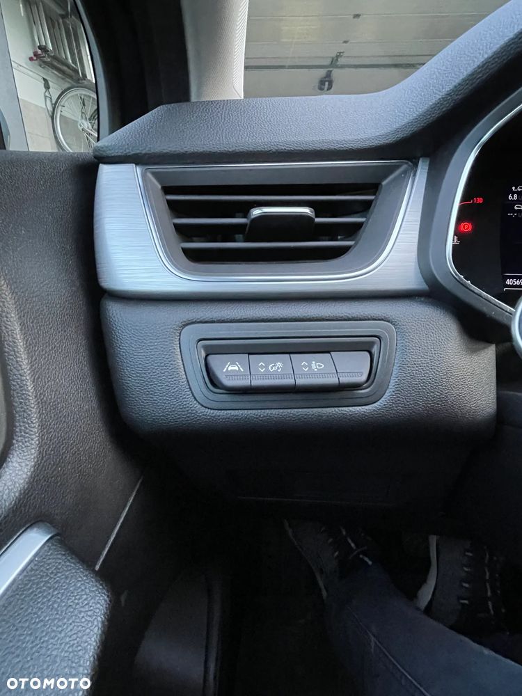 Renault Captur 1.3 TCe mHEV Intens EDC - 21