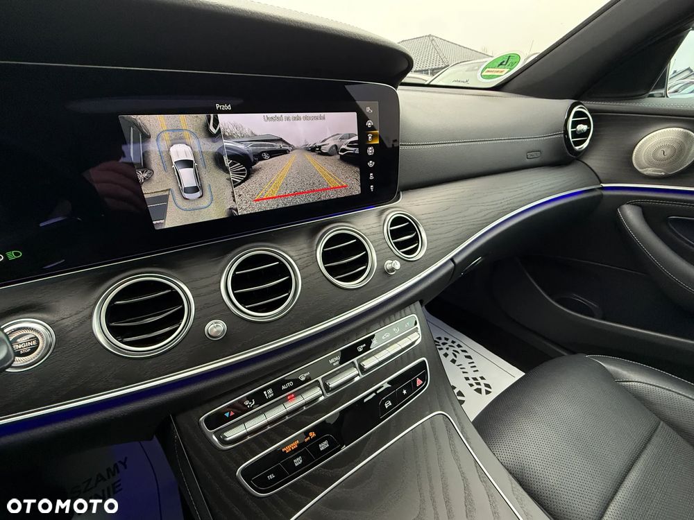 Mercedes-Benz Klasa E 300 de PHEV 4-Matic AMG 9G-Tronic - 36