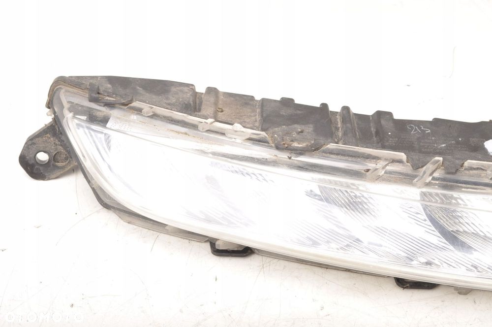 CITROEN C4 II LAMPA ŚWIAŁO LED LEDOWA PRAWA - 2