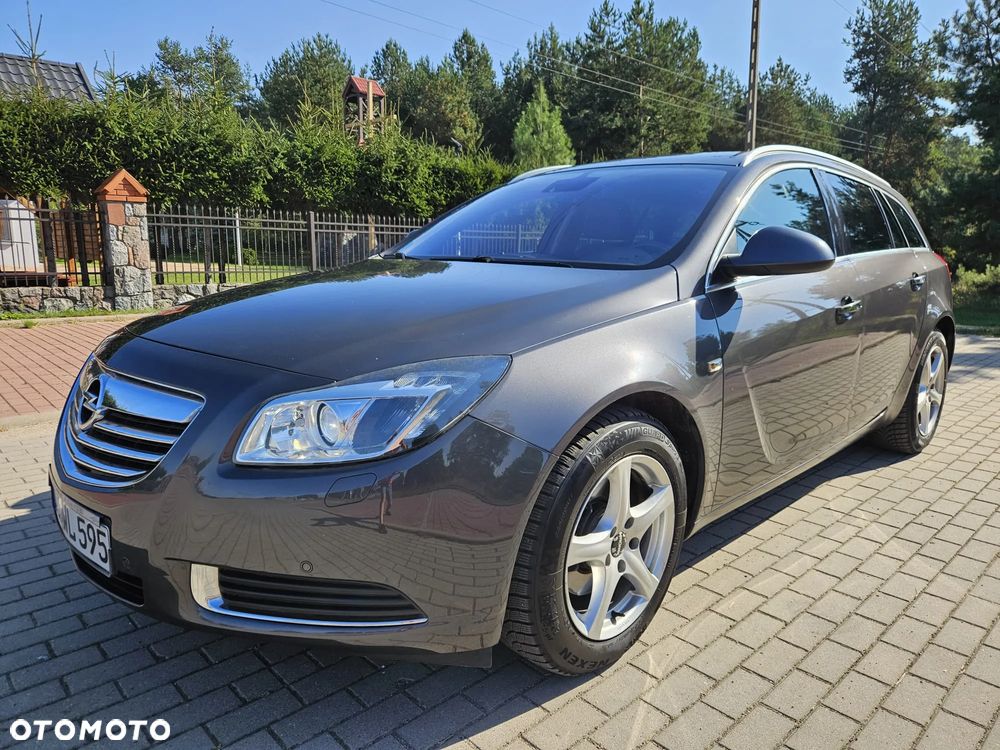 Opel Insignia 1.6 Turbo Design Edition - 1
