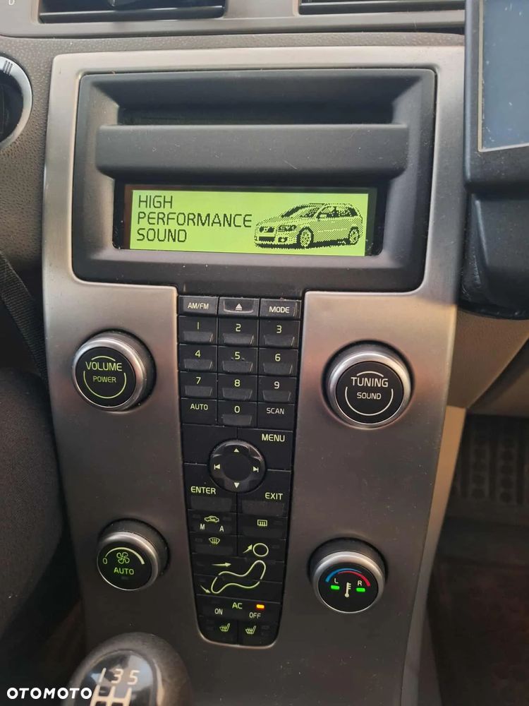 Volvo V50 1.6D - 12