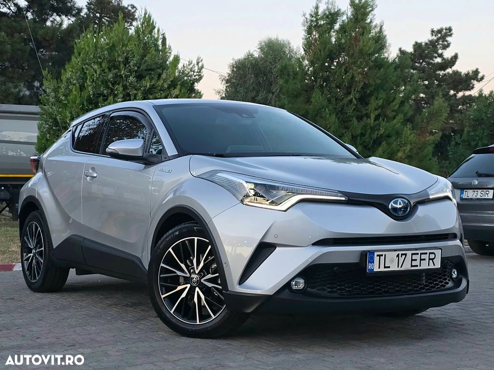 Toyota C-HR Lounge - 4