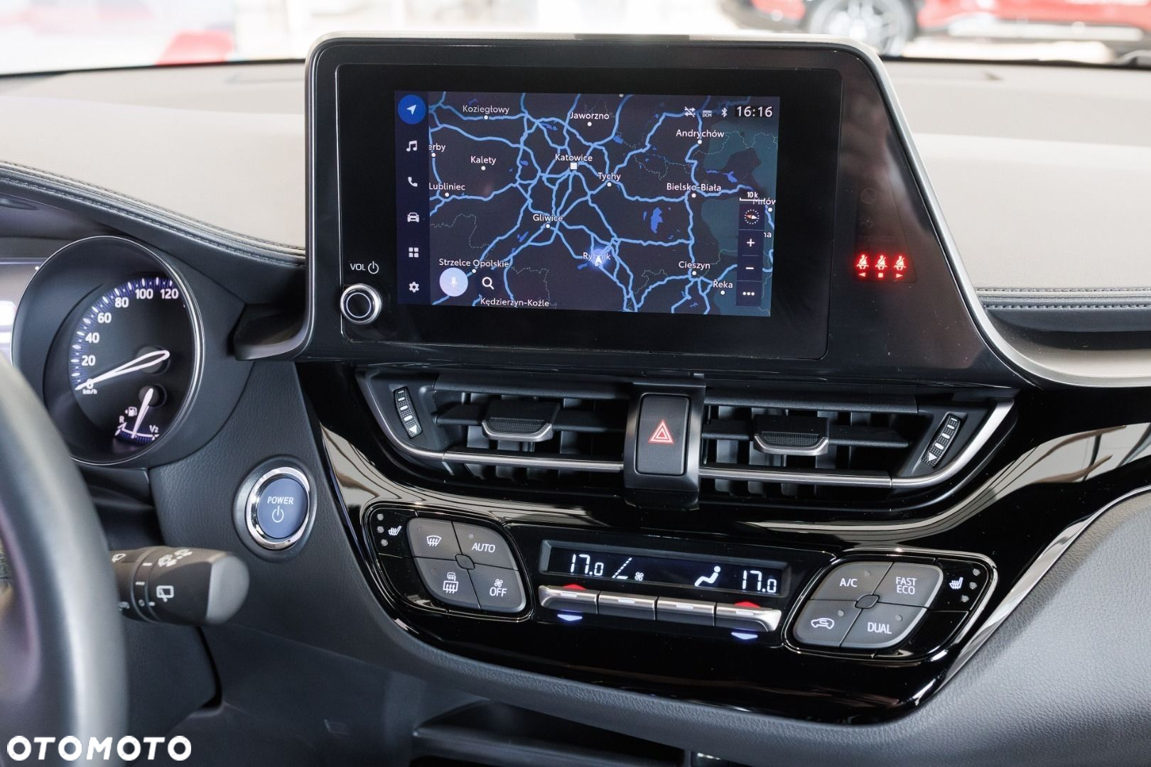 Toyota C-HR - 26