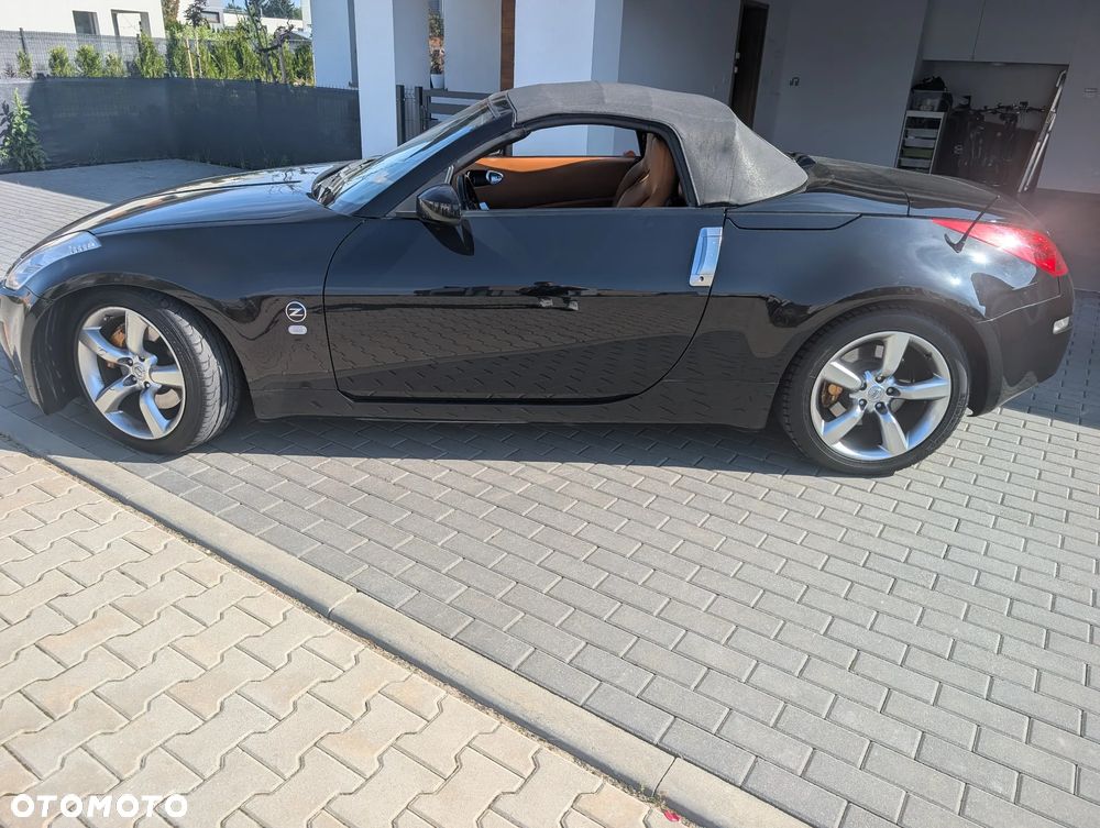 Nissan 350 Z 3.5 V6 - 8