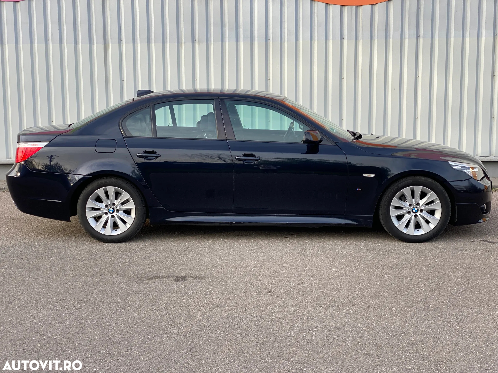 BMW Seria 5 520d Aut. Edition Sport - 6