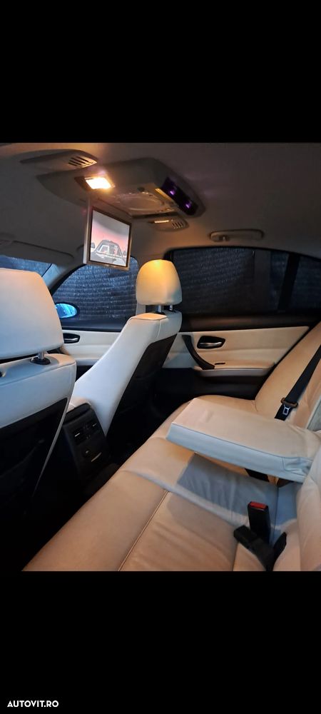 BMW Seria 3 320i - 2