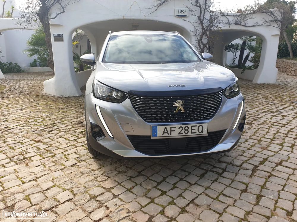 Peugeot 2008 1.2 PureTech Allure - 2