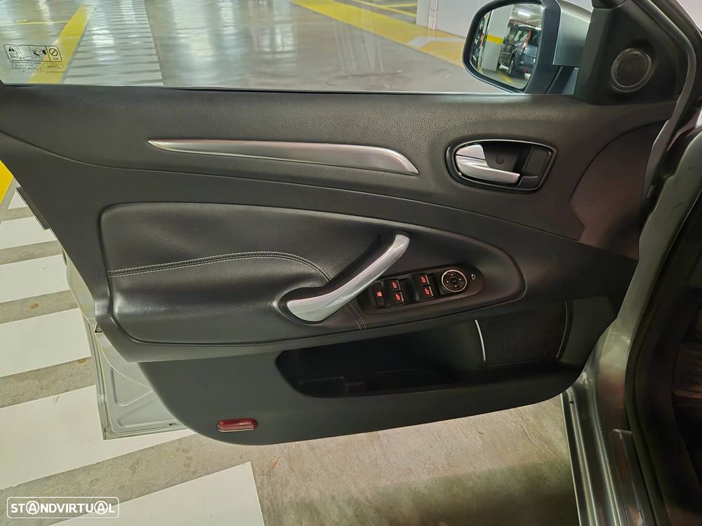 Ford Mondeo SW 2.0 TDCi Titanium - 15