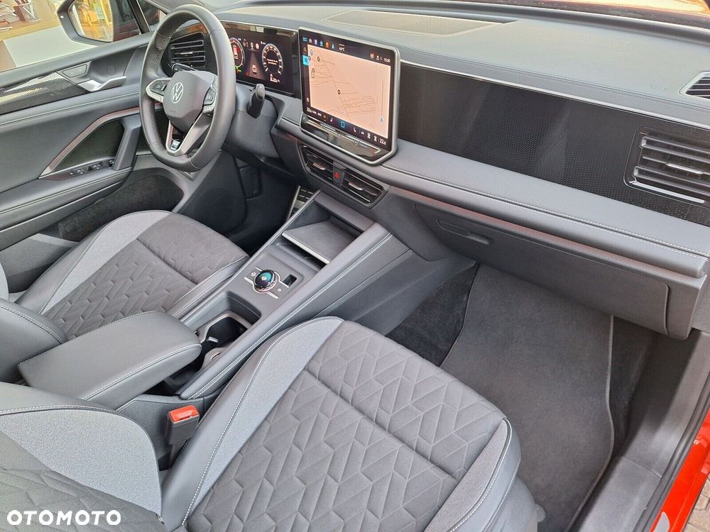Volkswagen Tiguan - 13