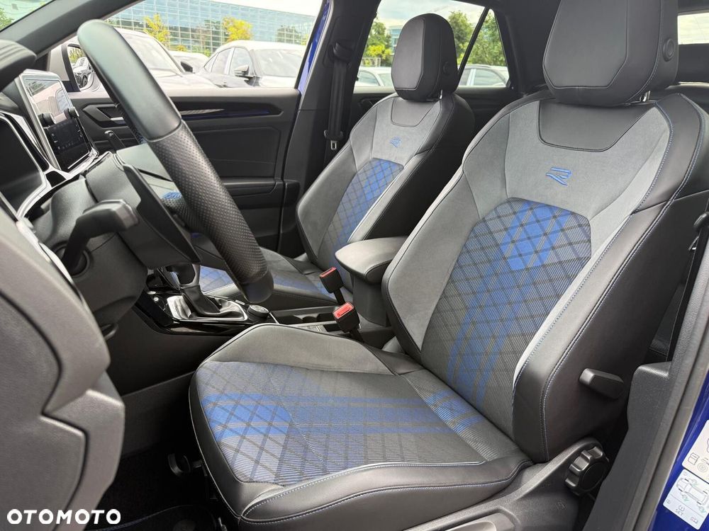 Volkswagen T-Roc - 16