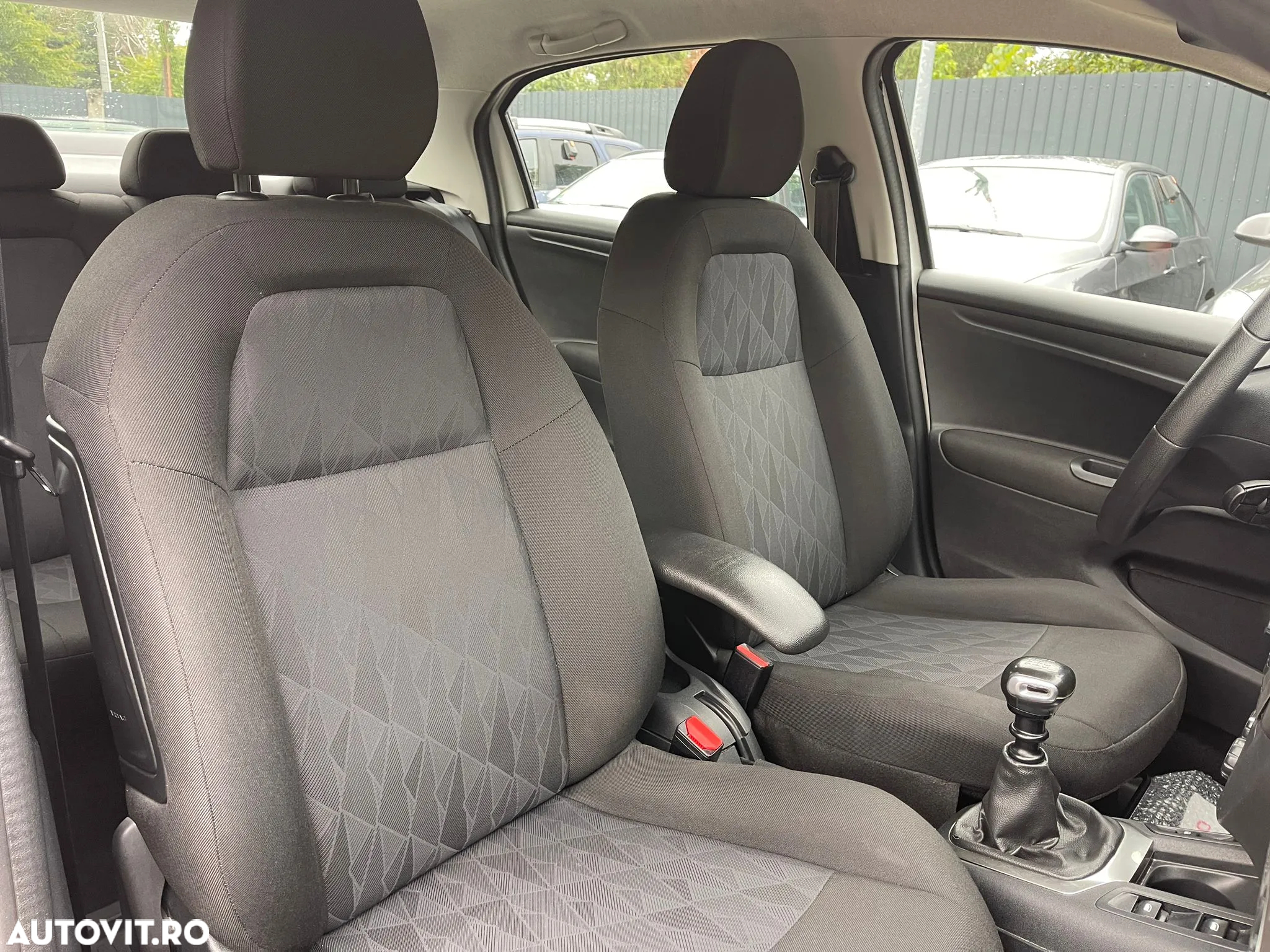 Citroën C-Elysée 1.5 BlueHDi 100 S&S BVM6 Feel - 6