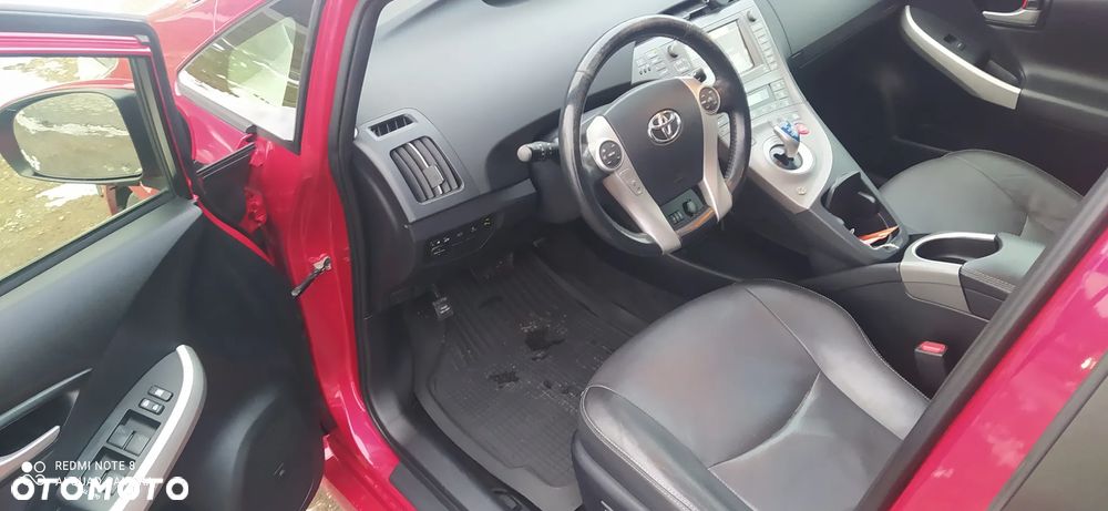 Toyota Prius 1.8 Hybrid Premium - 11