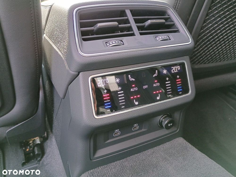 Audi A6 Allroad - 14