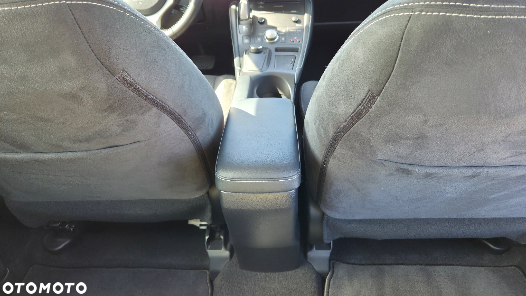 Lexus CT 200h Business Edition - 22