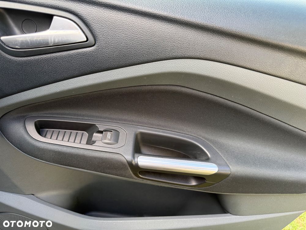 Ford C-MAX 1.6 TDCi Start-Stop-System Titanium - 35