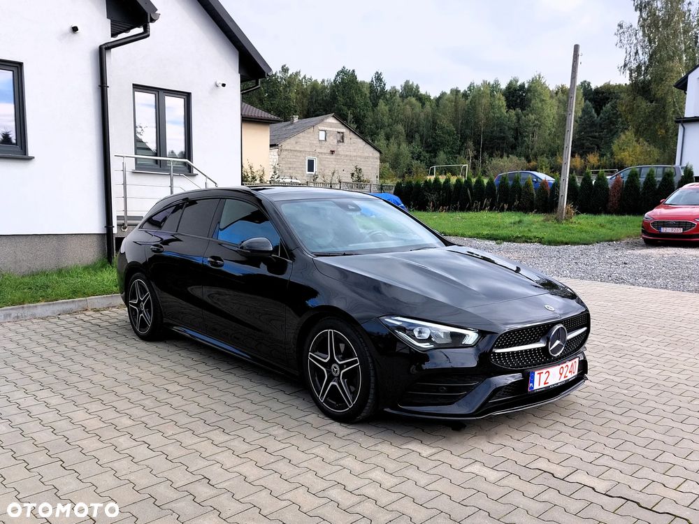 Mercedes-Benz CLA 200 Shooting Brake 7G-DCT AMG Line - 4