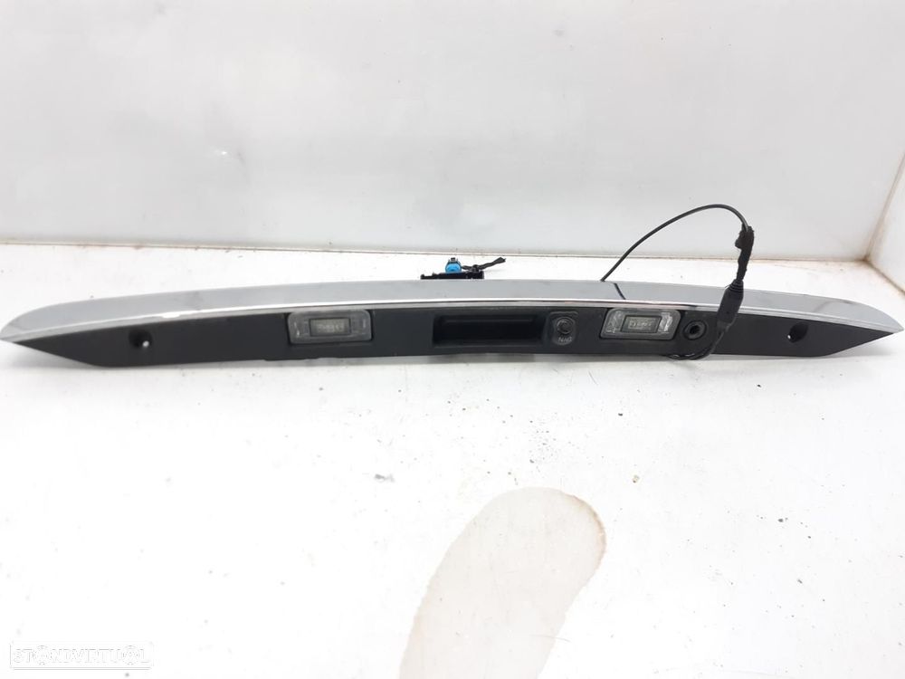 PUXADORA EXTERIRO DA MALA MERCEDES-BENZ CLASE - 1