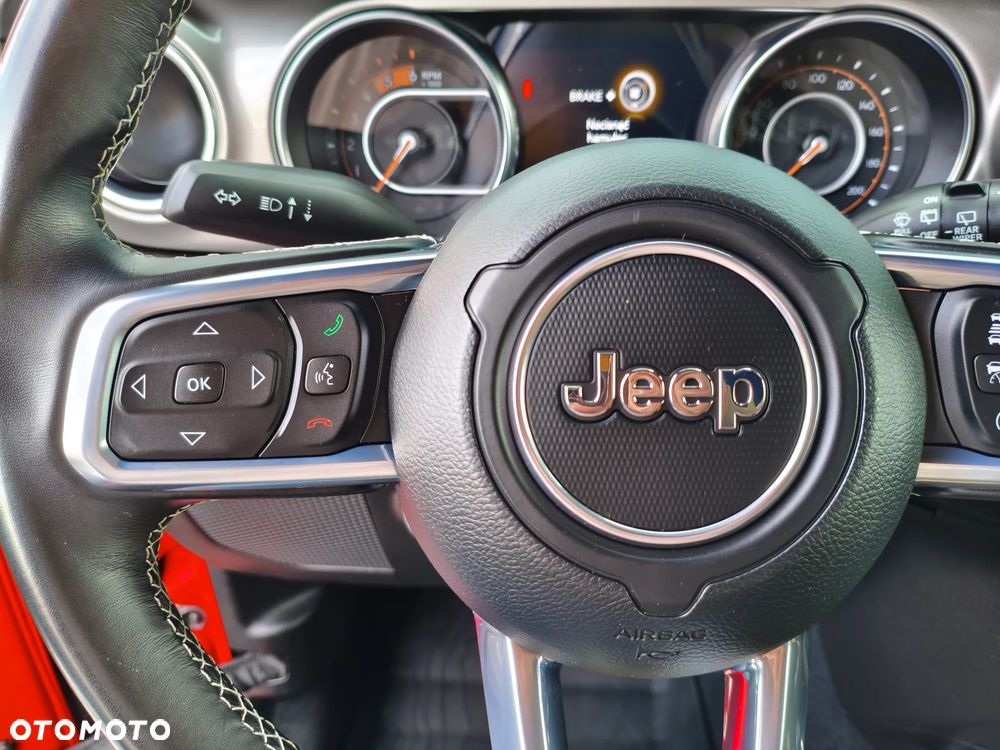Jeep Wrangler Unlimited 2.2 CRD Sahara - 15