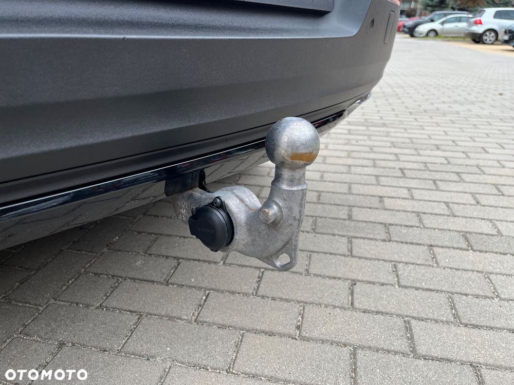 Volvo XC 40 T4 AWD R-Design - 10