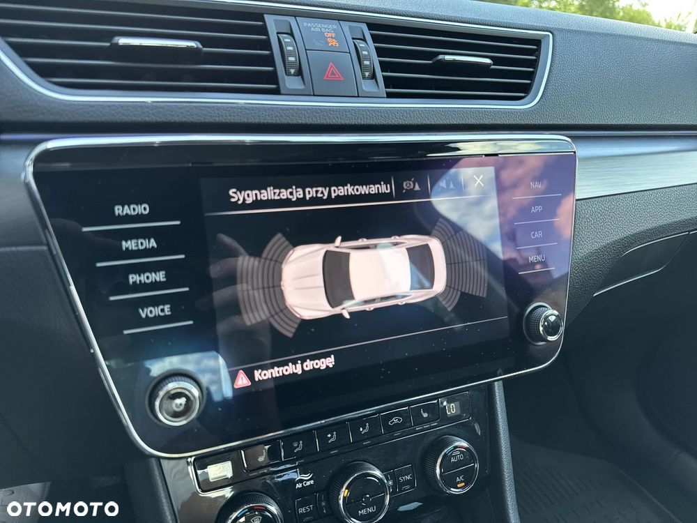 Skoda Superb 2.0 TDI 4x4 Style DSG - 22