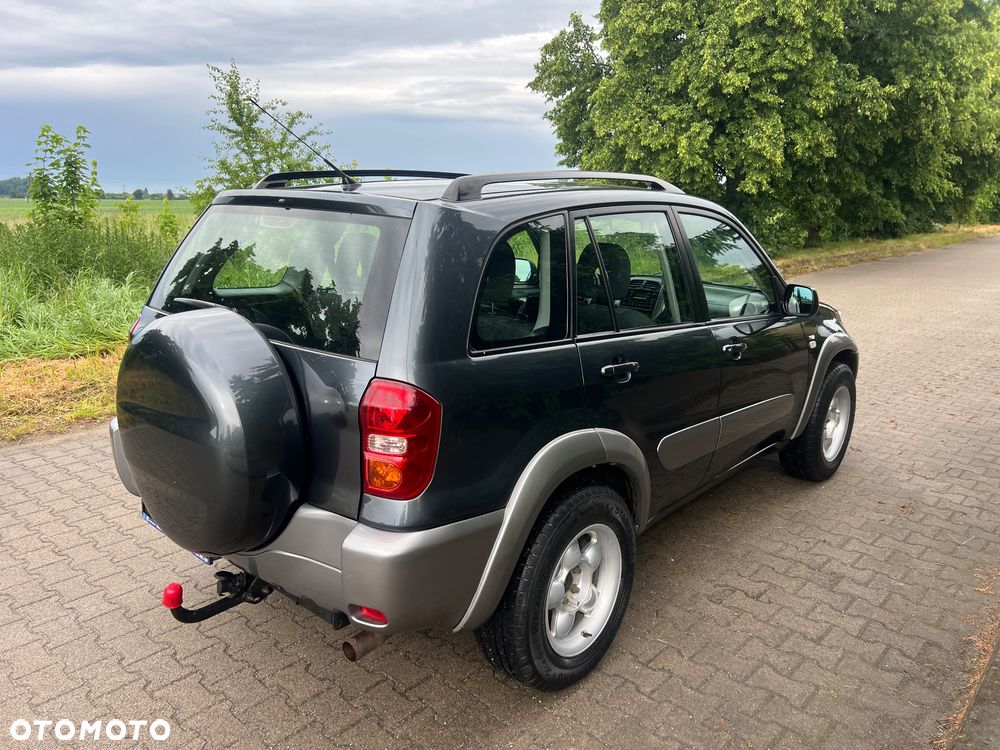 Toyota RAV4 - 2