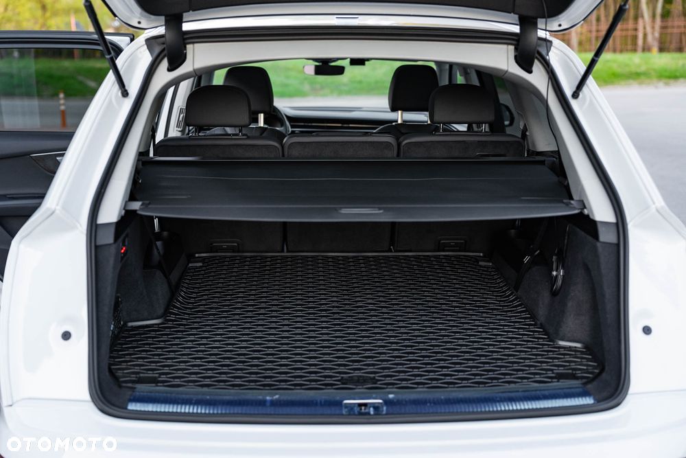 Audi Q7 - 36