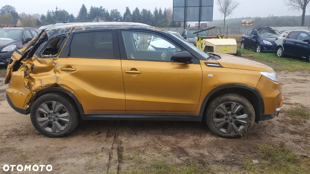 Suzuki Vitara 1.0 Boosterjet Premium 2WD - 6