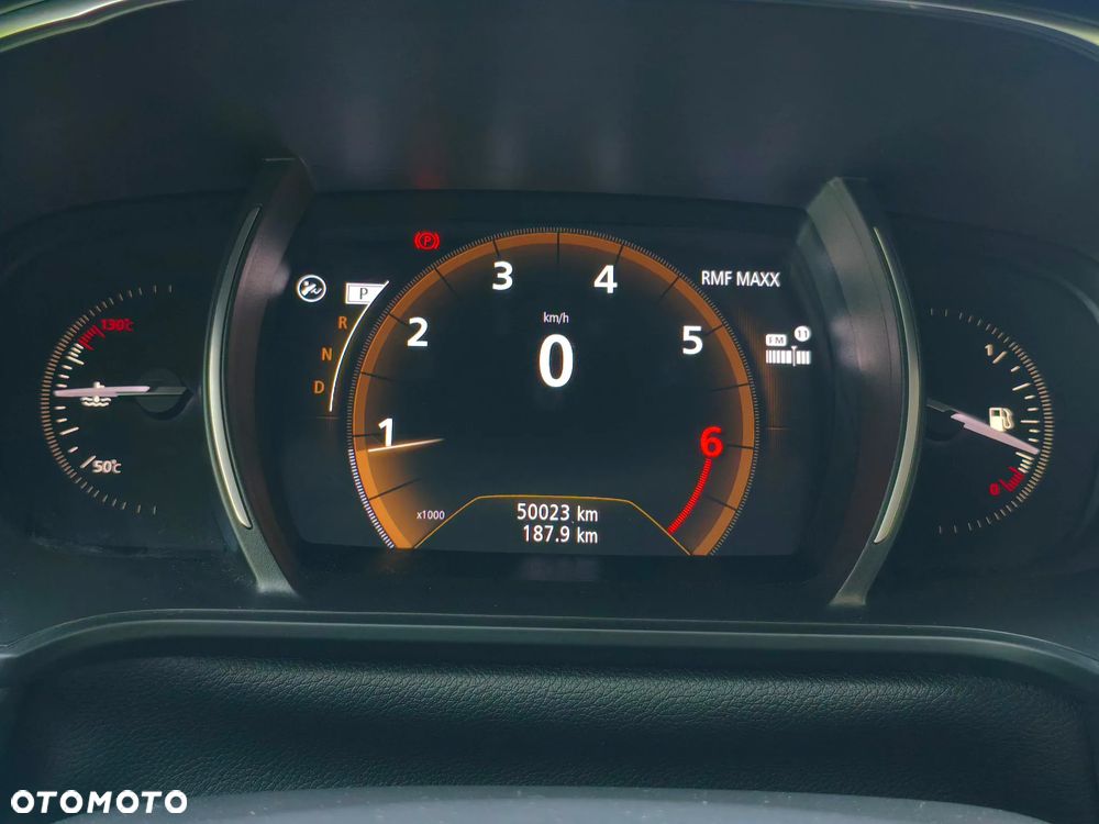 Renault Megane TCe 140 GPF EDC LIMITED - 13