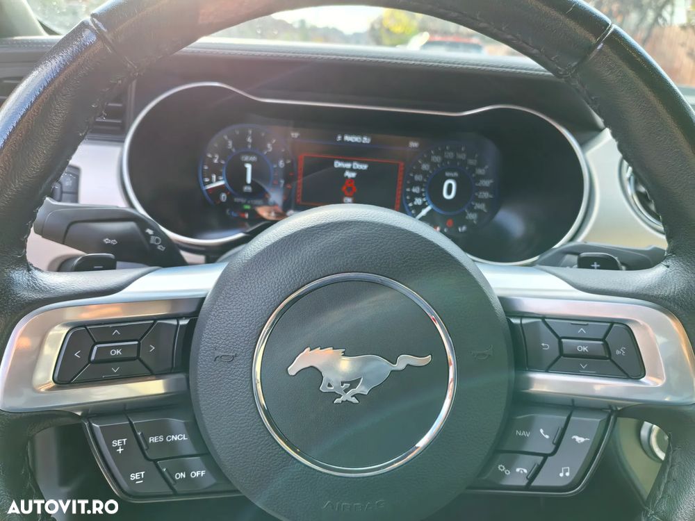 Ford Mustang - 15