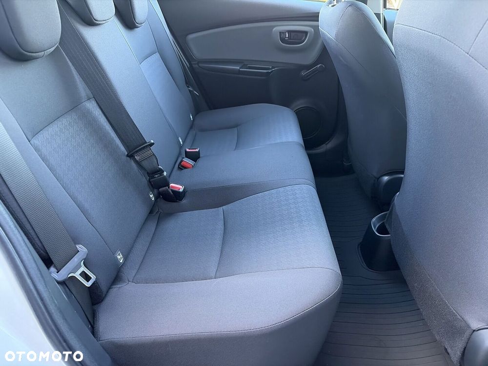 Toyota Yaris - 9