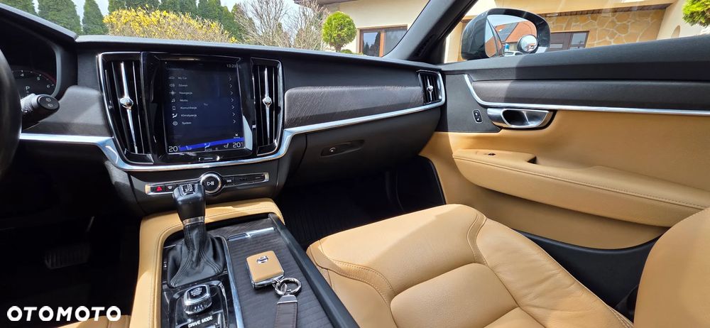 Volvo V90 Cross Country T6 AWD Pro - 35