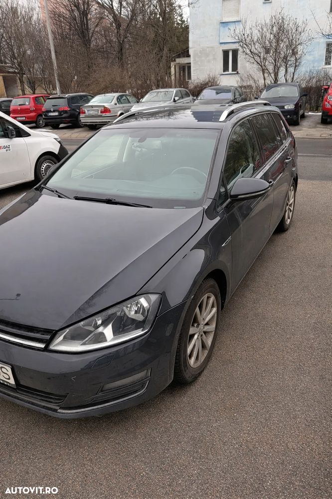 Volkswagen Golf 1.6 TDI BlueMotion Technology Lounge - 3