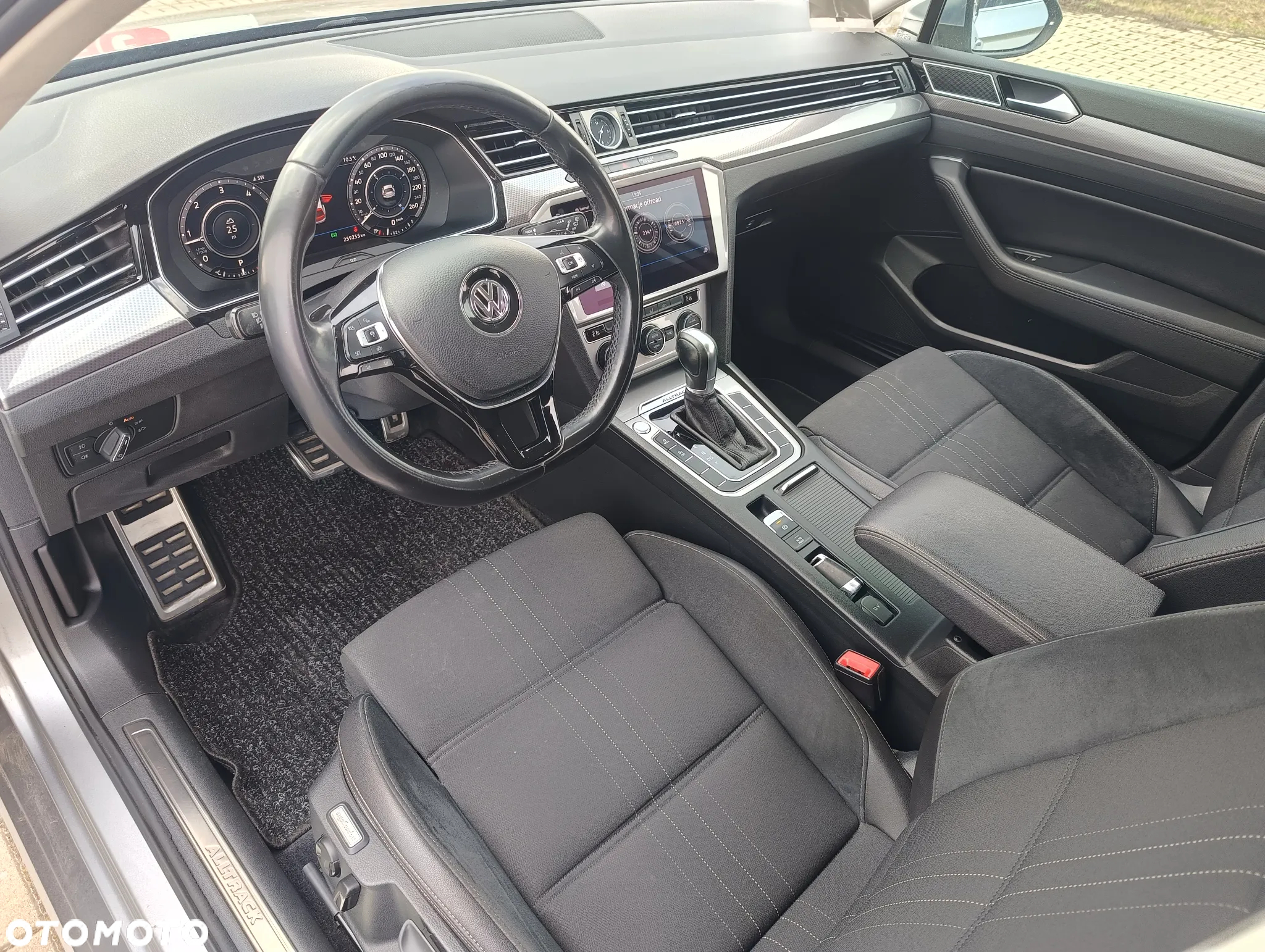 Volkswagen Passat Alltrack - 14