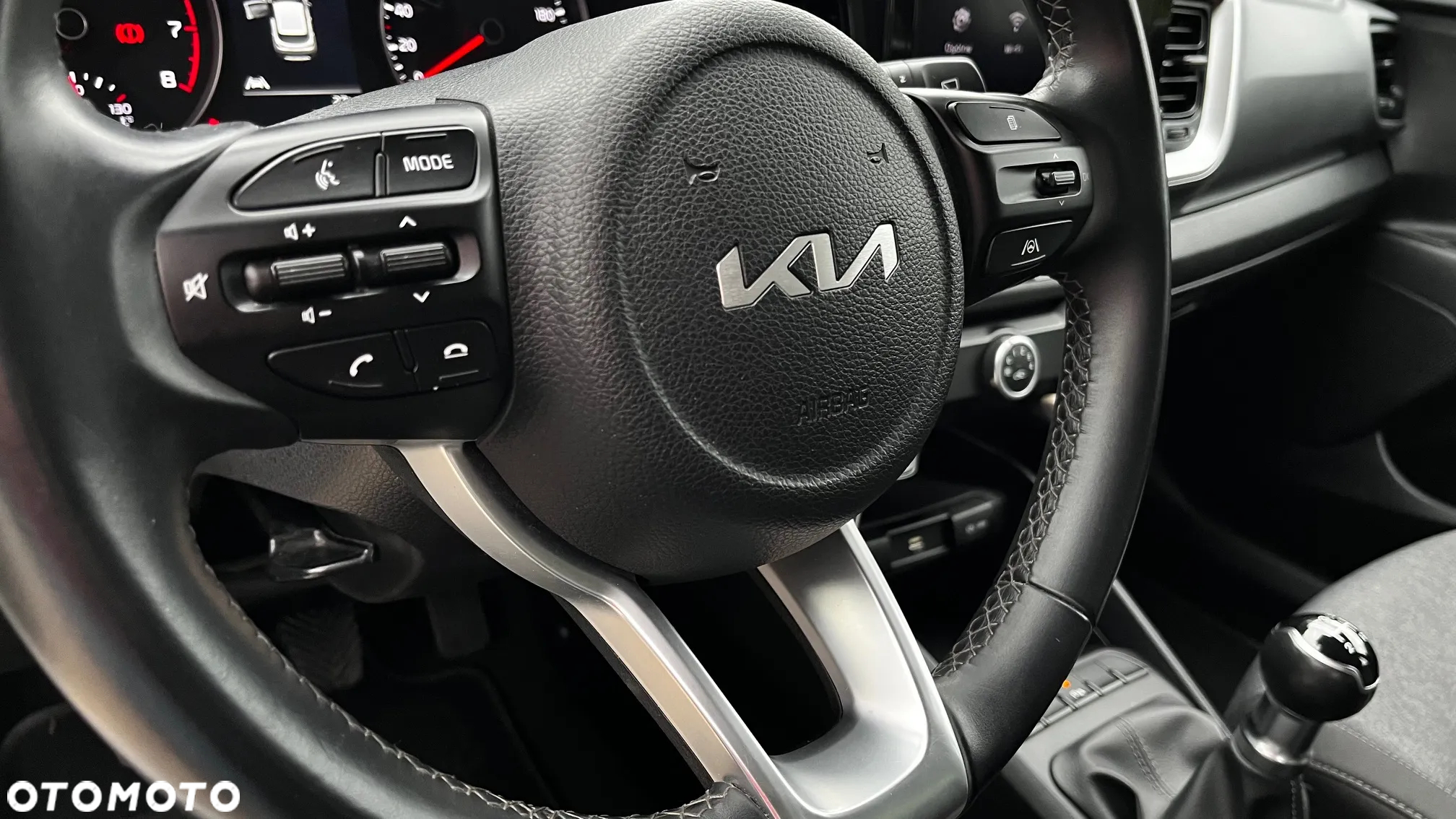 Kia Stonic 1.2 Spirit - 11