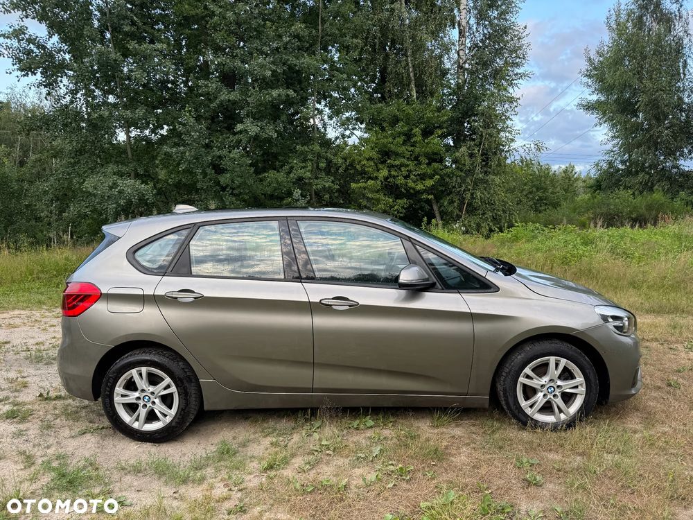 BMW Seria 2 216d Sport Line - 5