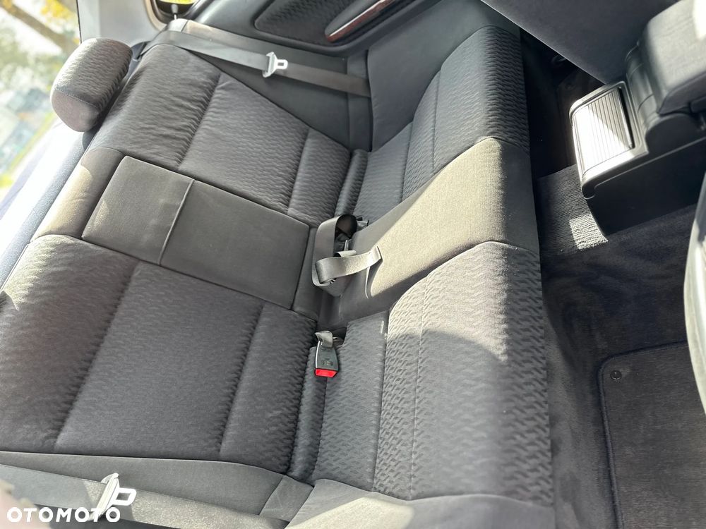 BMW Seria 3 - 13