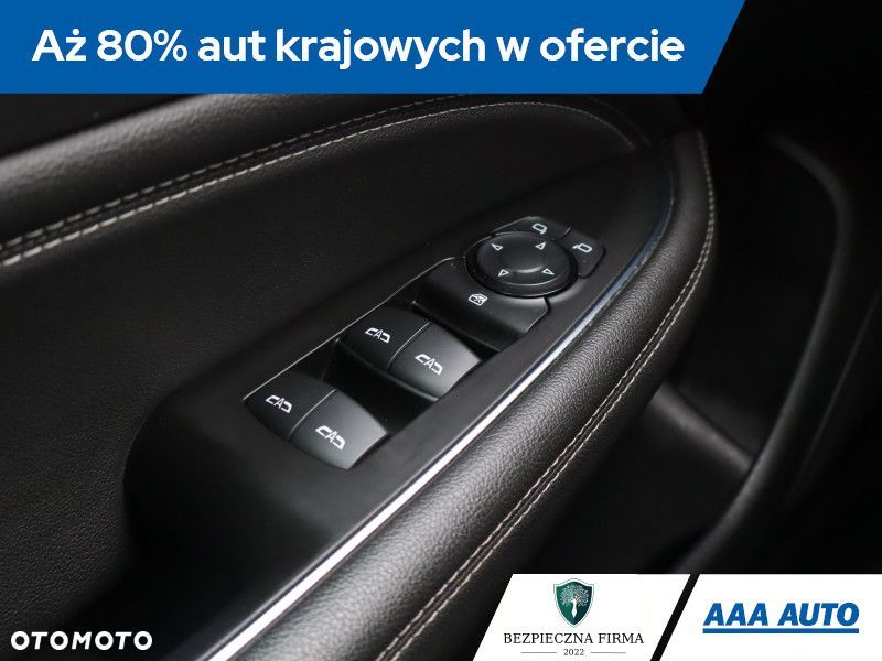 Opel Insignia - 21