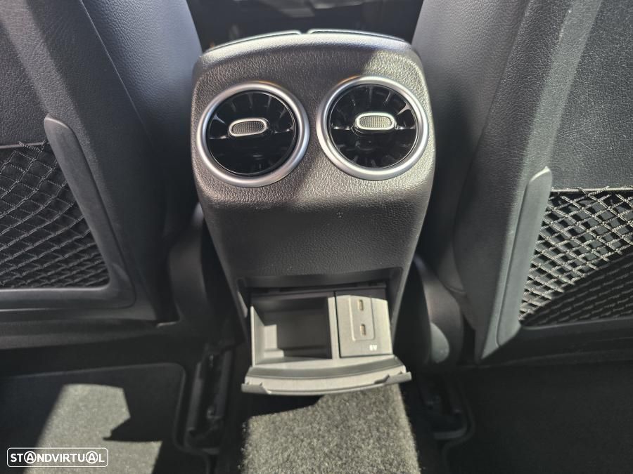 Mercedes-Benz CLA 180 - 44