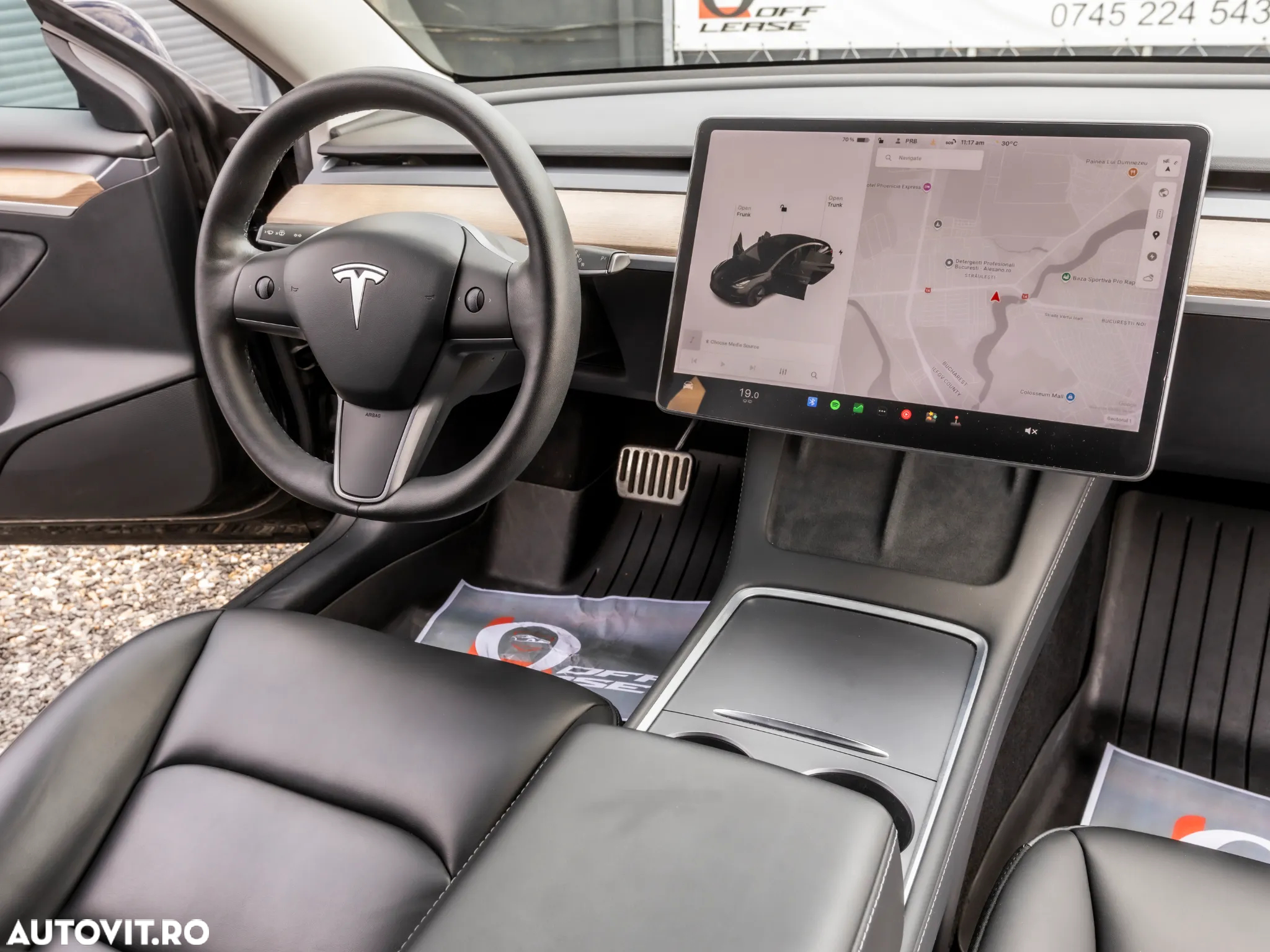 Tesla Model 3 Long Range - 9