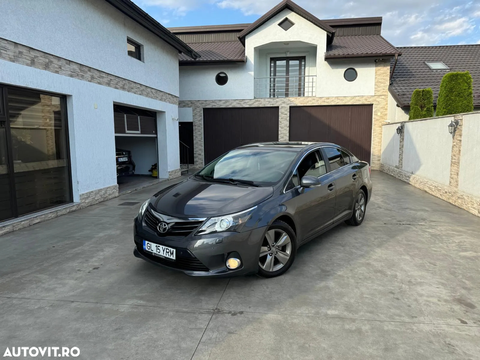 Toyota Avensis - 3
