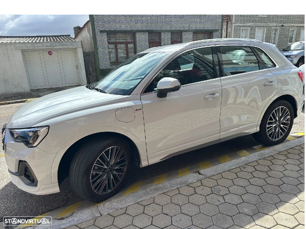 Audi Q3 45 TFSIe S line S tronic - 2