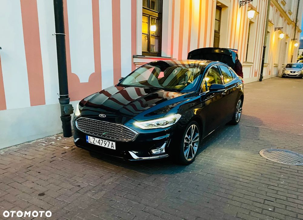 Ford Fusion - 20