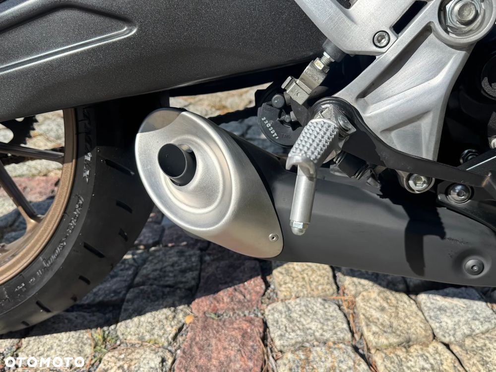 Honda CBR - 8